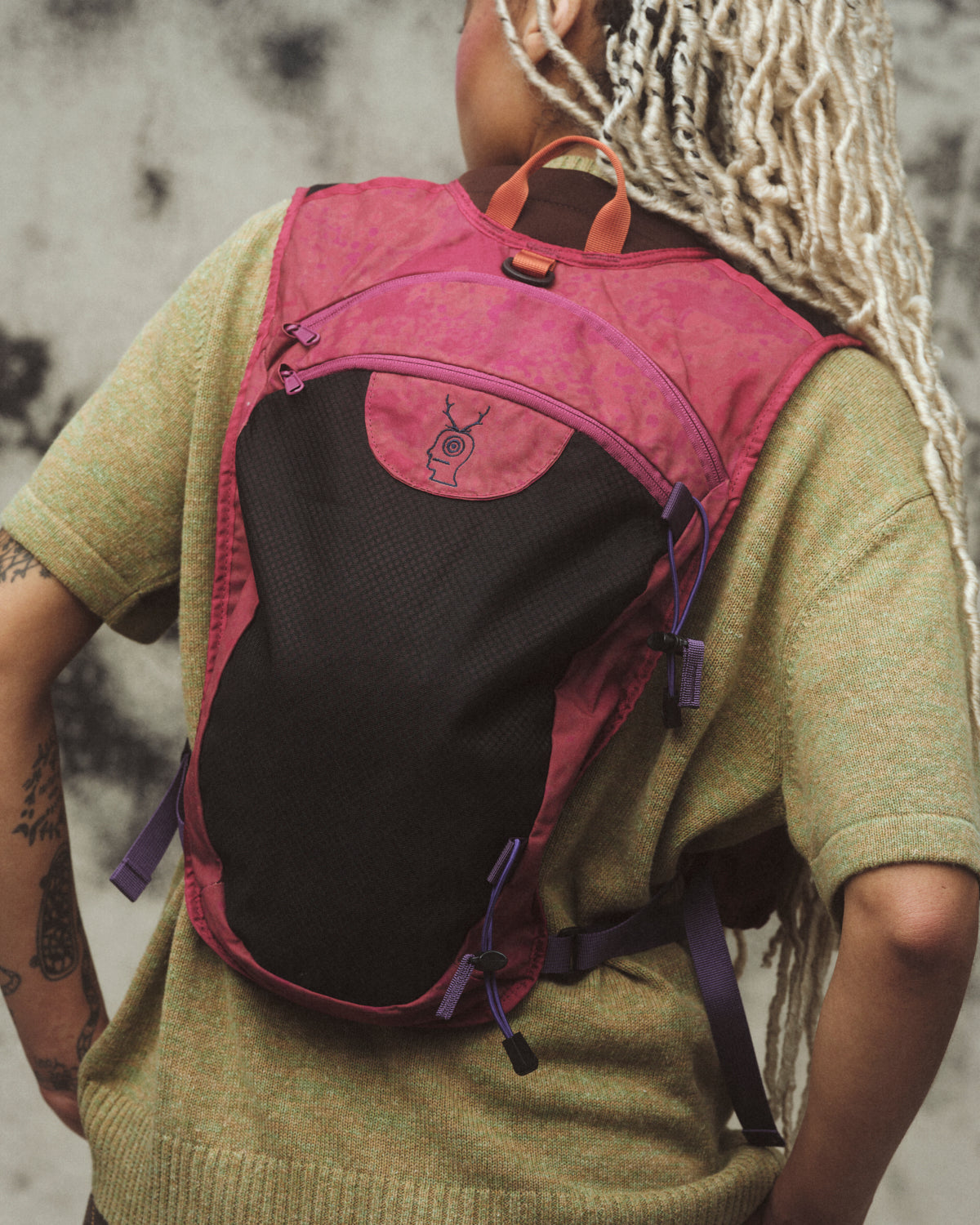 トップス BRAIN DEAD X SOUTH2 WEST8 FISHING VEST Brain Dead x South2 West8 Fishing Vest Pack - Pink