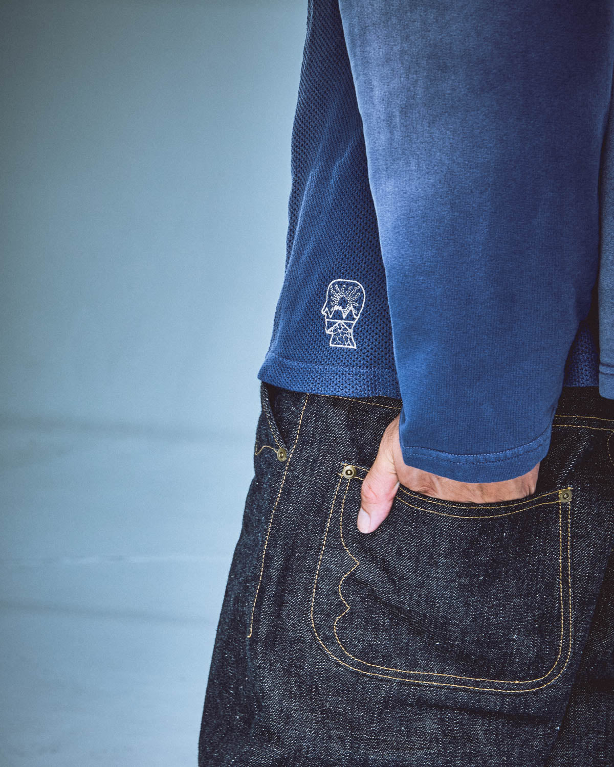 Paneled Pigment Football Shirt - Navy 4