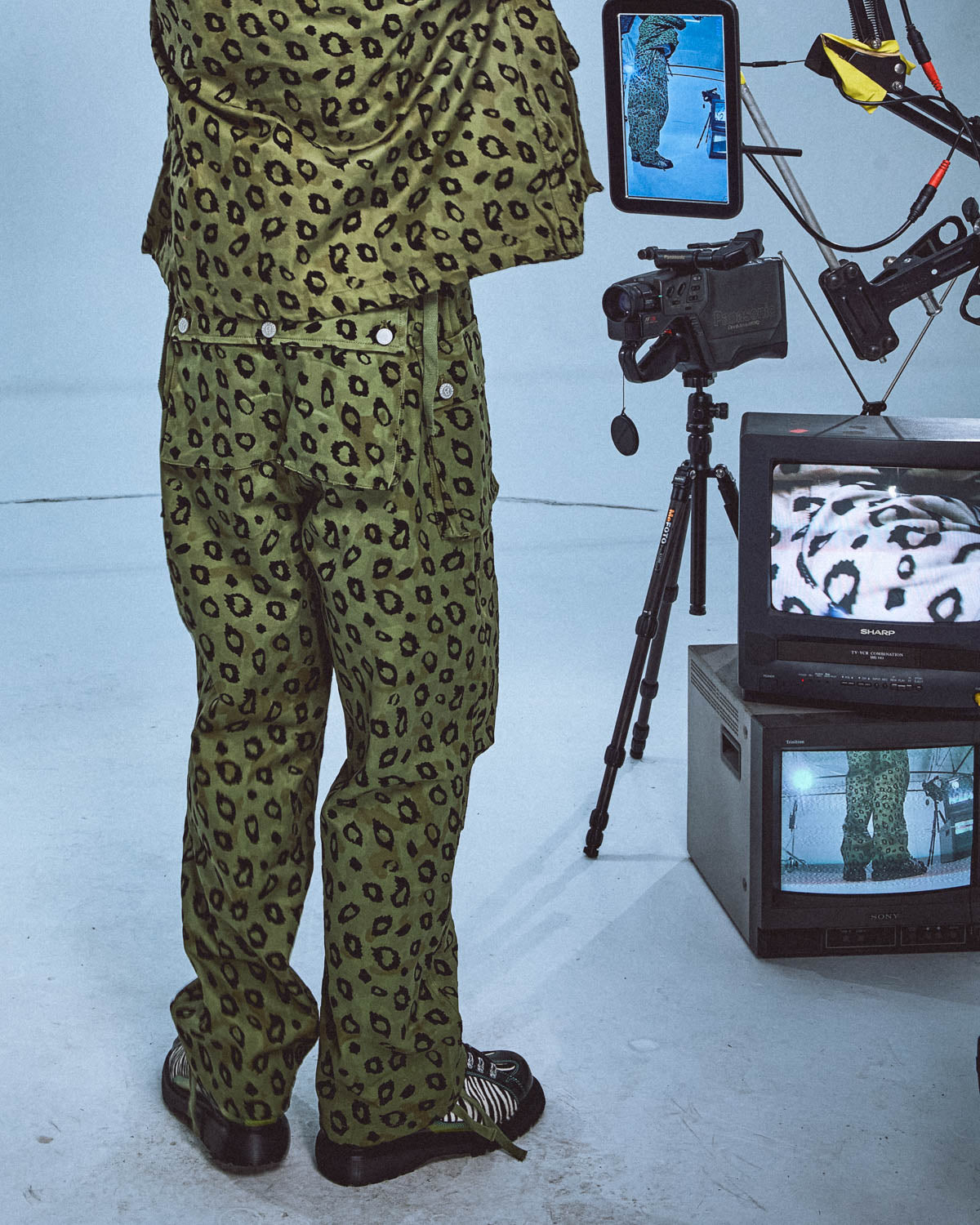 Jungle Overpant - Flocked Leopard Camo 6