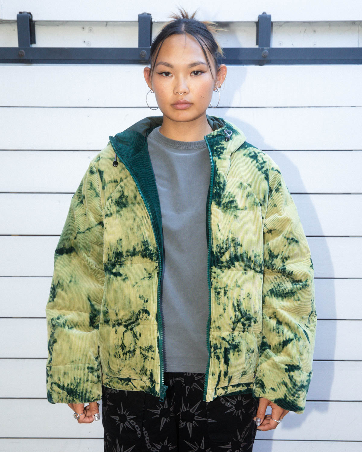 Bleach Dyed Dimension Puffer Jacket - Olive 4