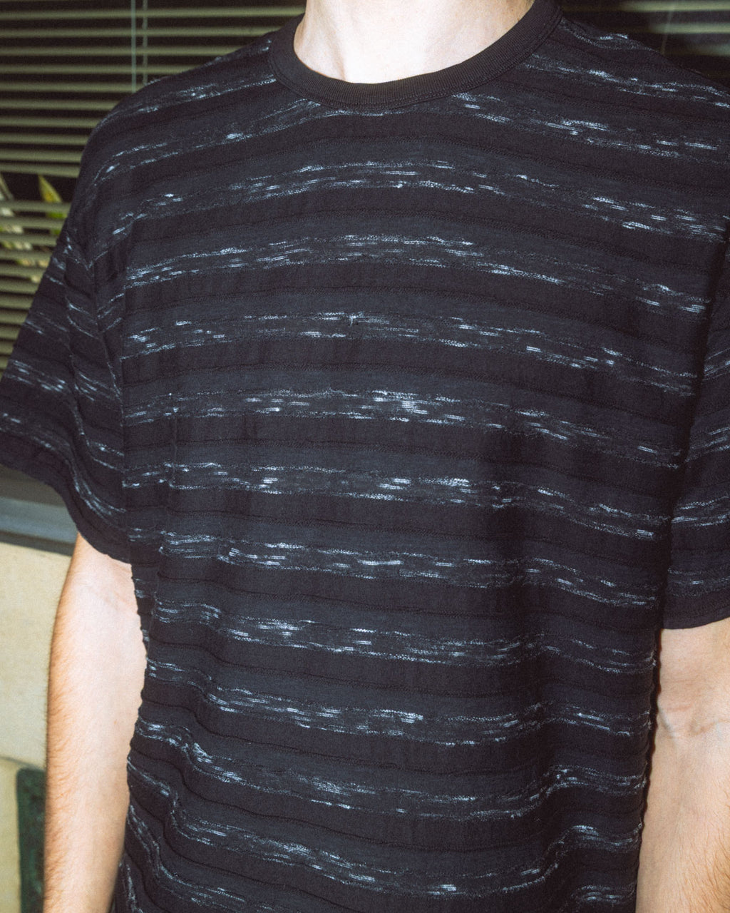 Casey Striped T-shirt - Black/Black 4