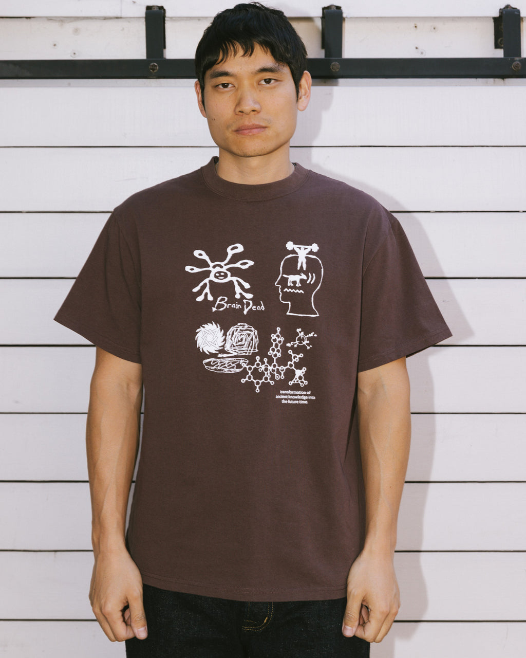 Ancient Knowledge T-shirt - Berry 2