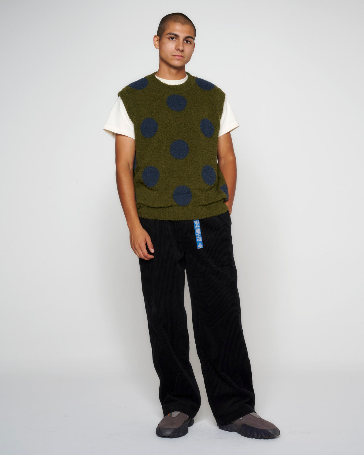 Teddy Fur Dot Knit Vest - Olive 6