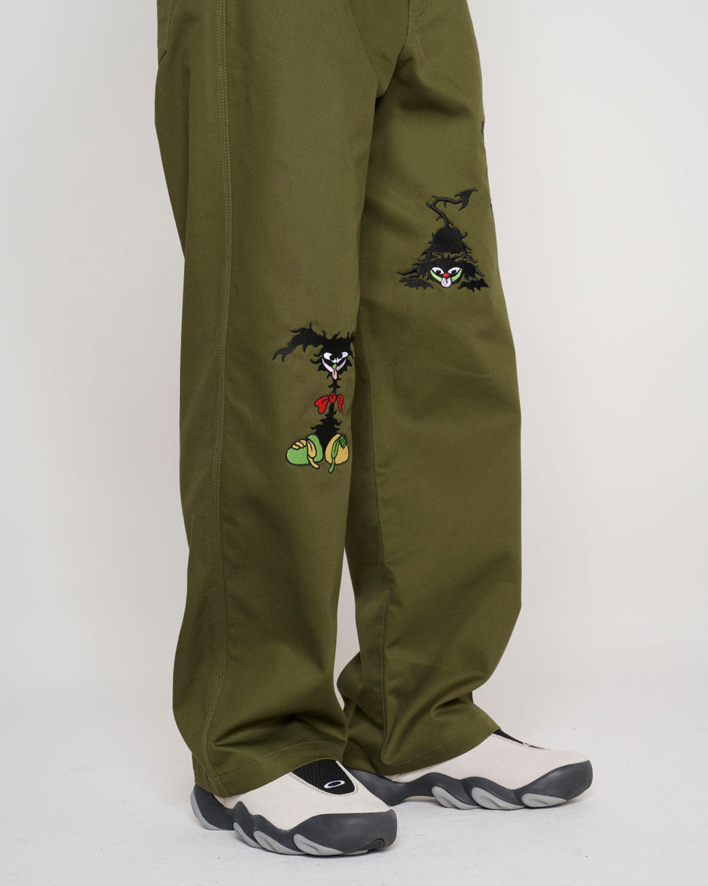 Twisted Snout Embroidered Pant - Olive 6
