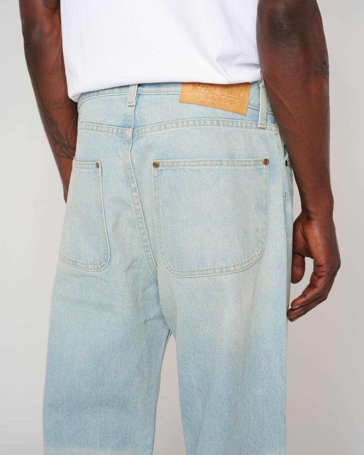 Type 00 15oz Selvedge Denim Pant - Light Washed Indigo 7