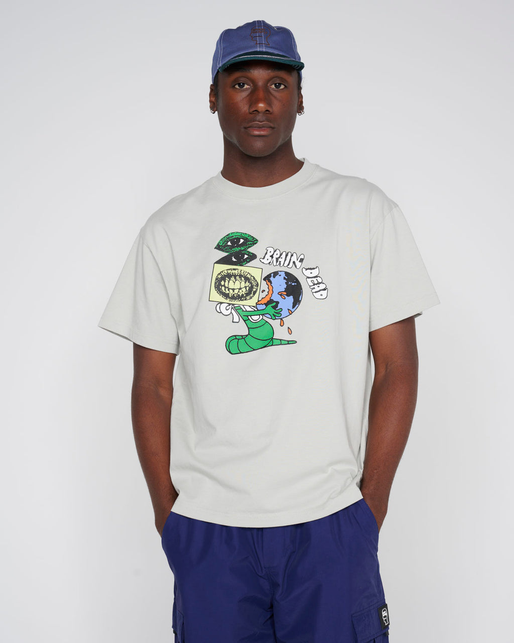 Worm Food T-shirt - Cement 4
