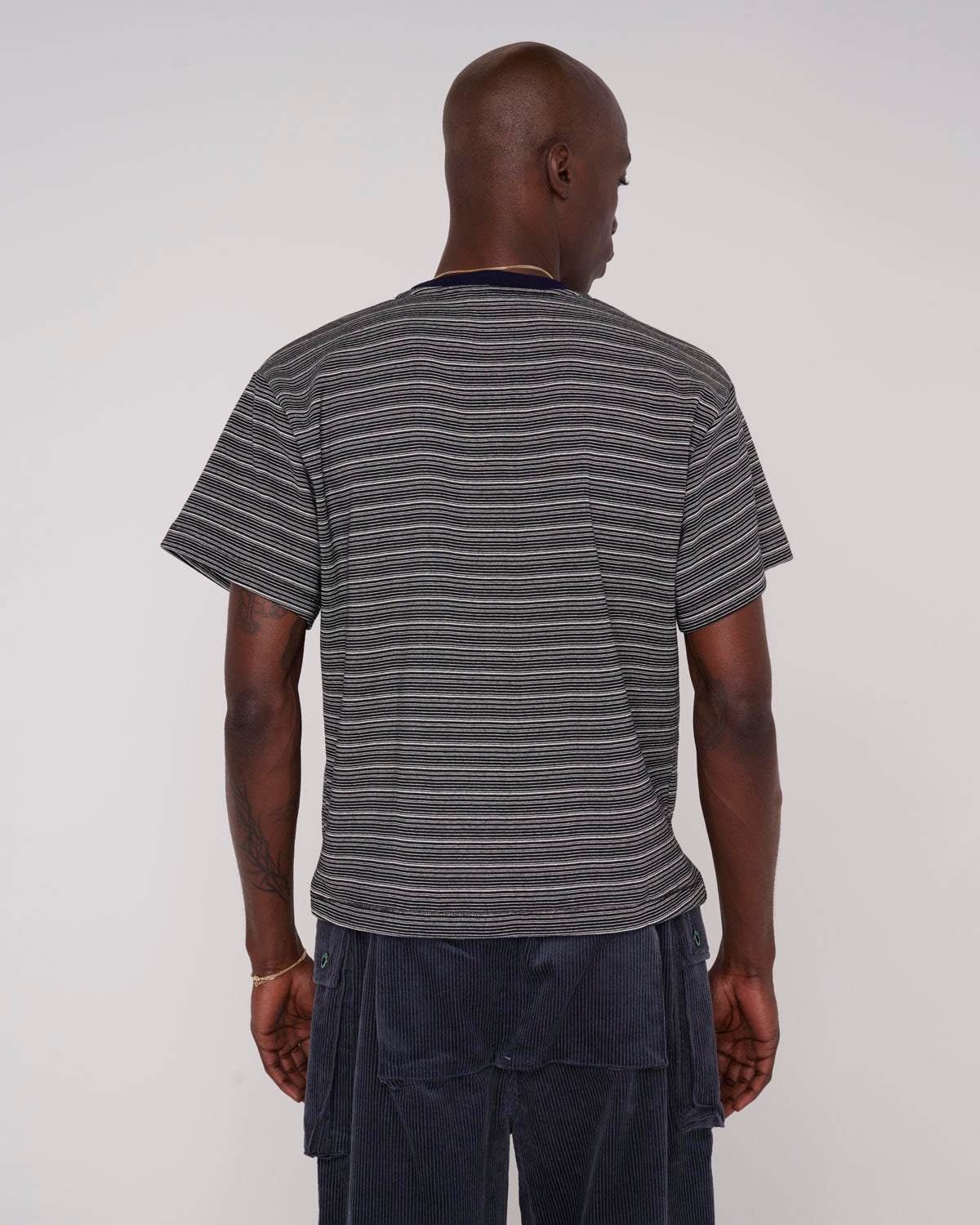 Zig Zag Stripe Short Sleeve Mockneck T-shirt - Black 5