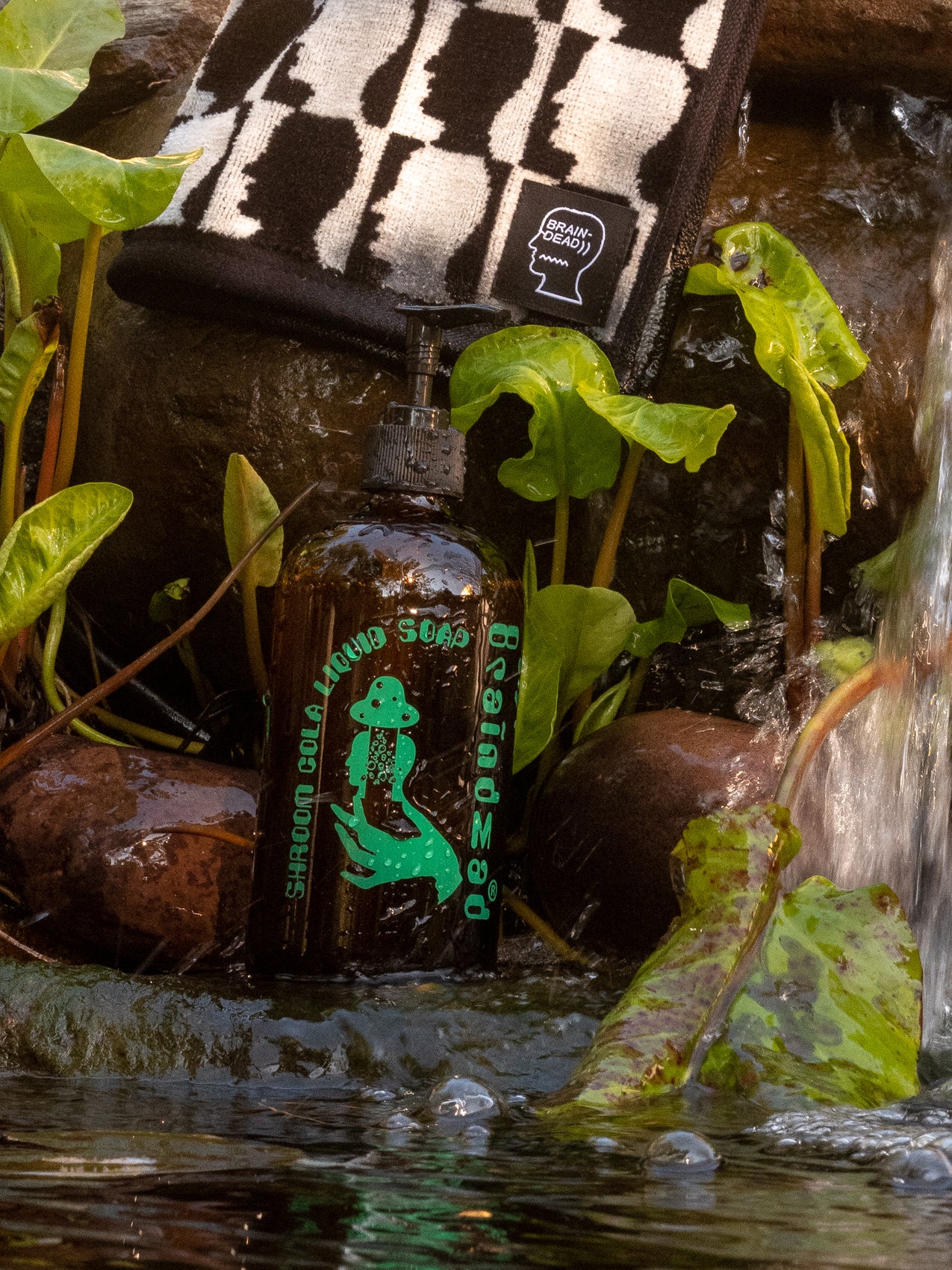 Brain Washed: New Checkered Hand Towels + Shroom Cola Soap – Brain